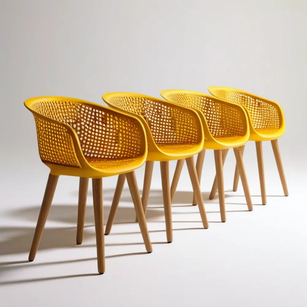 Zestaw 4 żółtych krzeseł z perforowanego polipropylenu z nogami z litego drewna bukowego, 57 x 58 x 80 cm